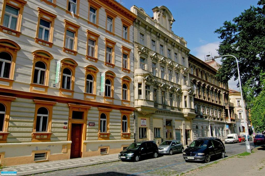 Residence Kostnicke Square Prague Exterior photo